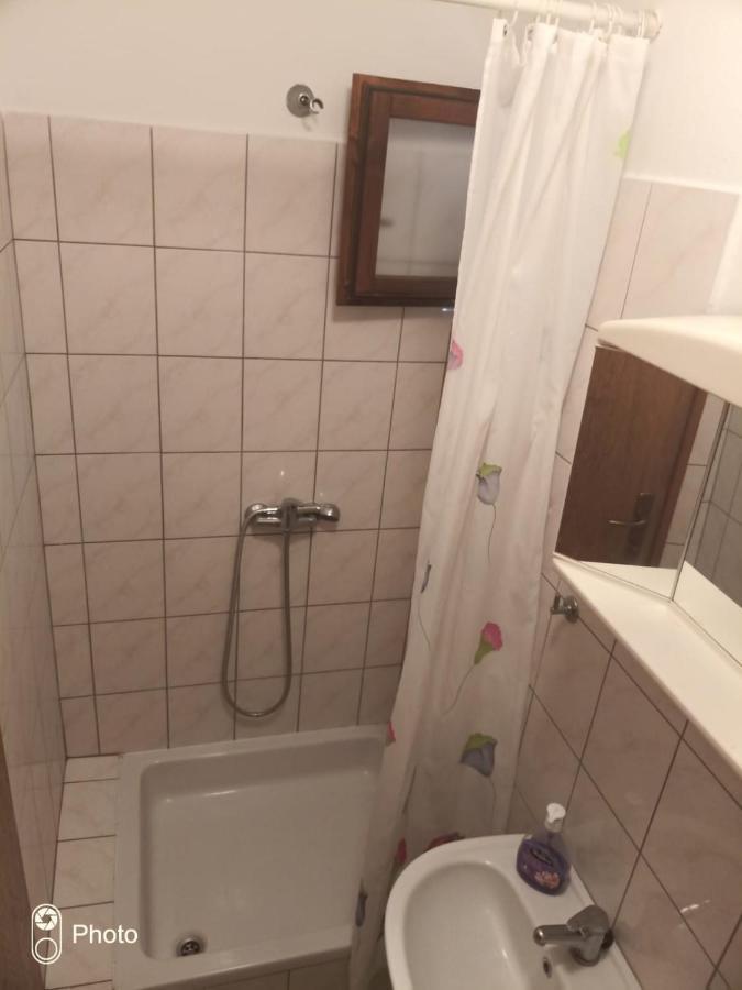 Kontin 2 Apartman Stari Grad  Kültér fotó