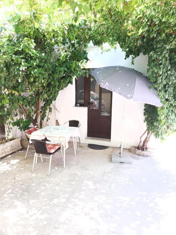 Kontin 2 Apartman Stari Grad  Kültér fotó